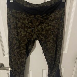 lululemon athletica Luxtreme Camo Print Leggings - Black and Green
